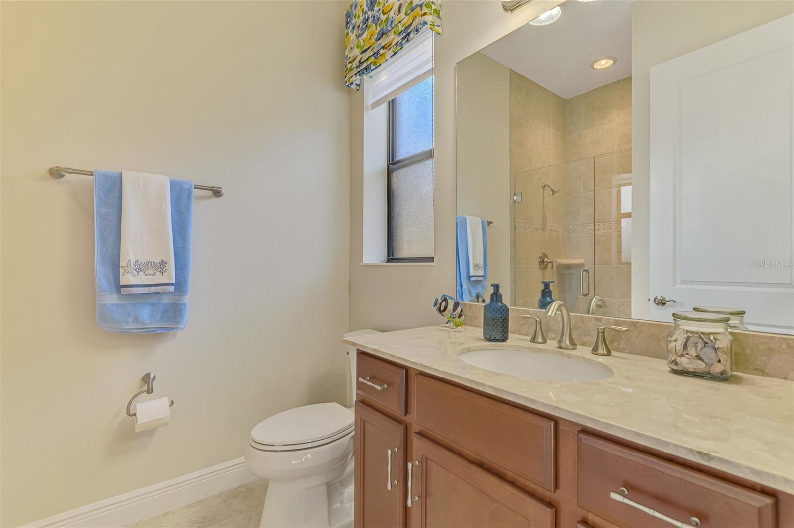 Image 42 of 60 For 10415 Medjool Drive