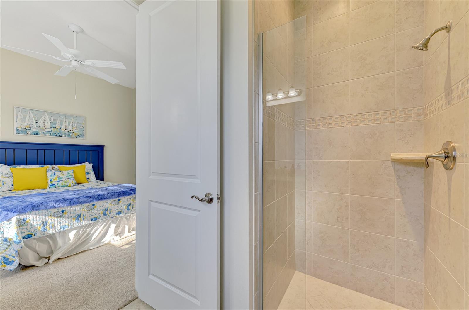 Image 43 of 60 For 10415 Medjool Drive