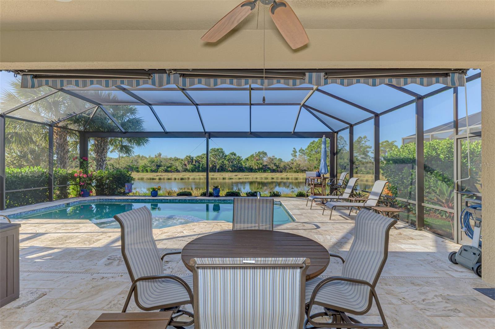 Image 52 of 60 For 10415 Medjool Drive