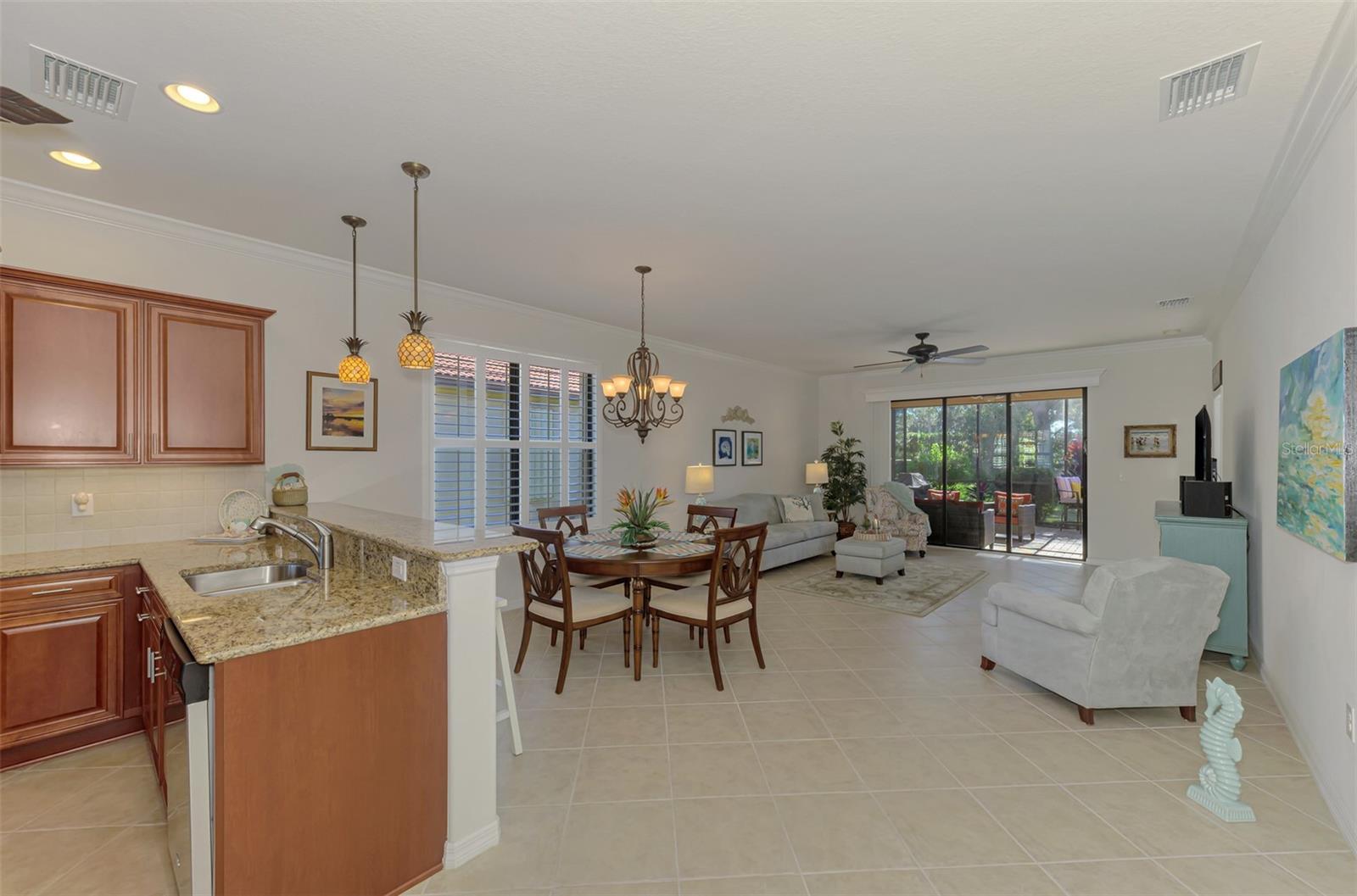 Image 19 of 49 For 20235 Pezzana Drive