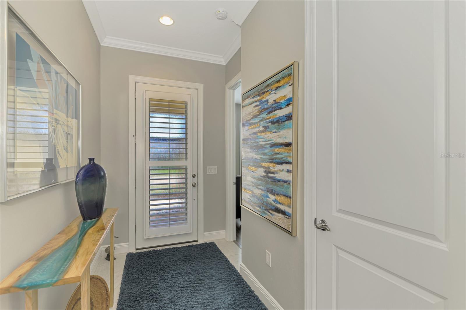 Image 13 of 81 For 23692 Waverly Circle