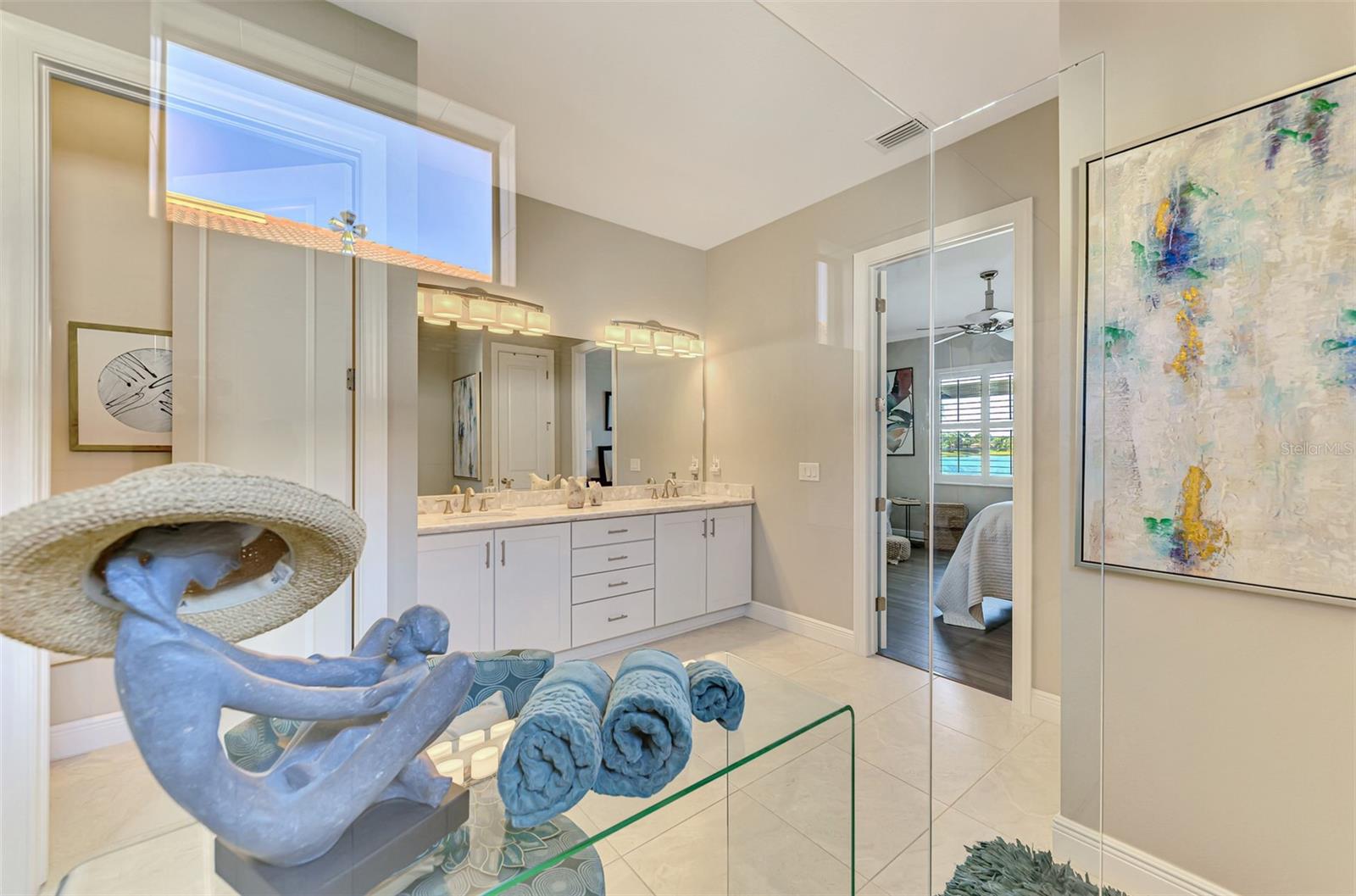 Image 41 of 81 For 23692 Waverly Circle