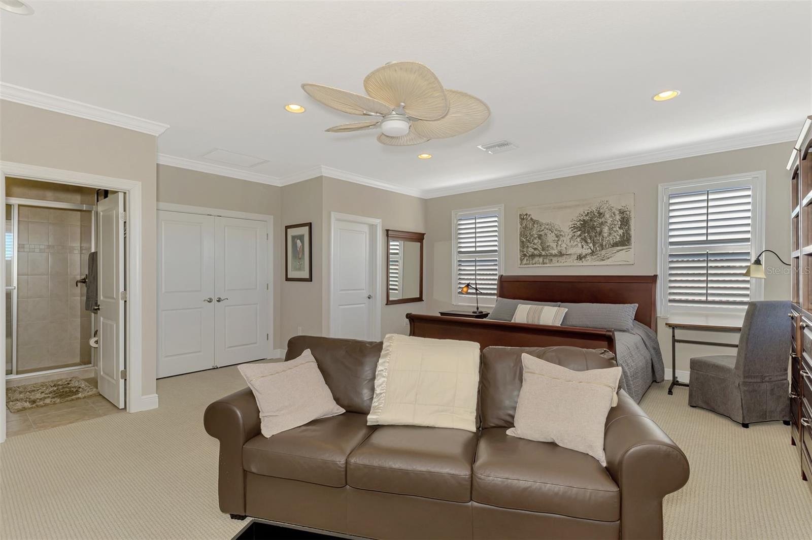 Image 59 of 81 For 23692 Waverly Circle