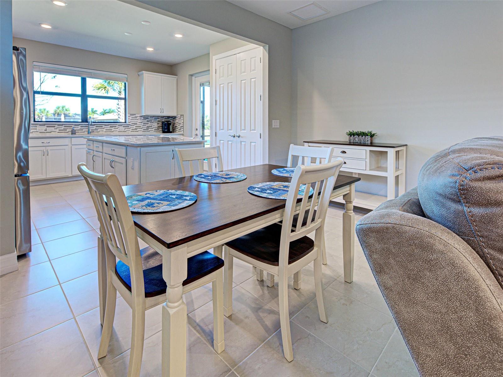 Image 12 of 87 For 13716 Vadini Street