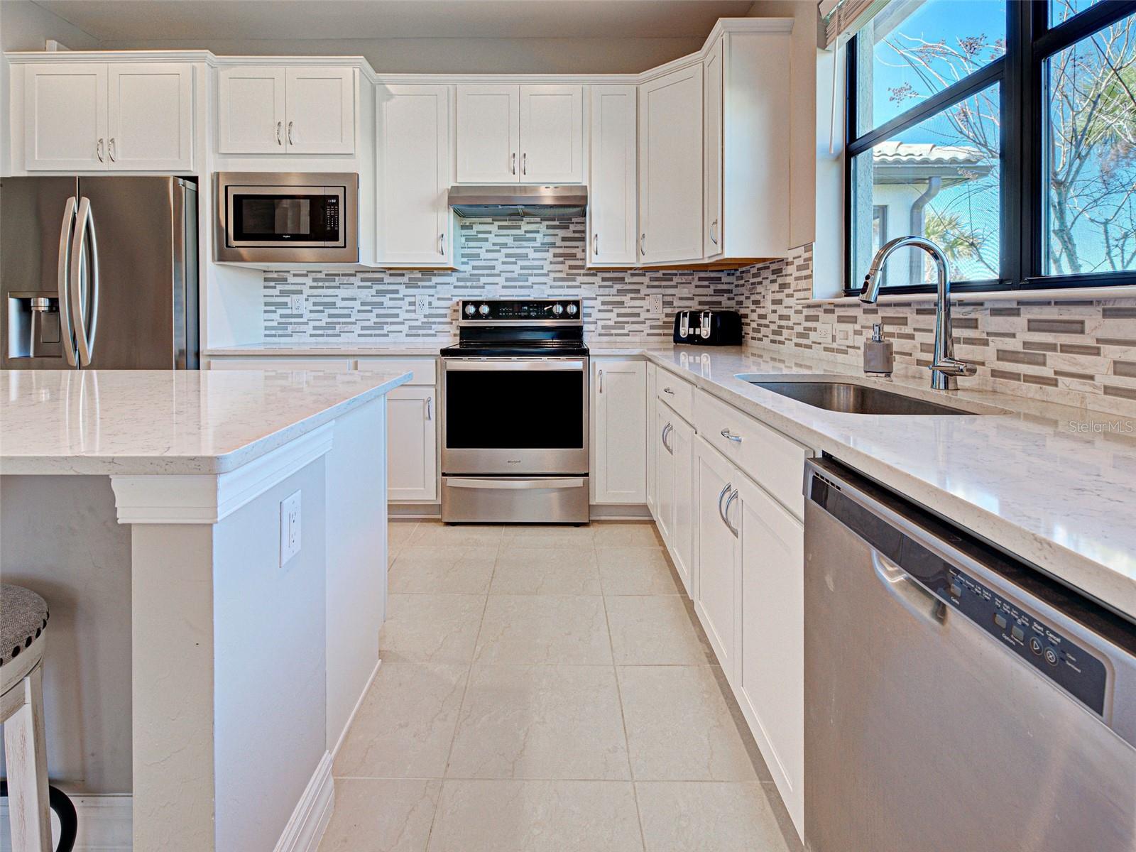 Image 14 of 87 For 13716 Vadini Street