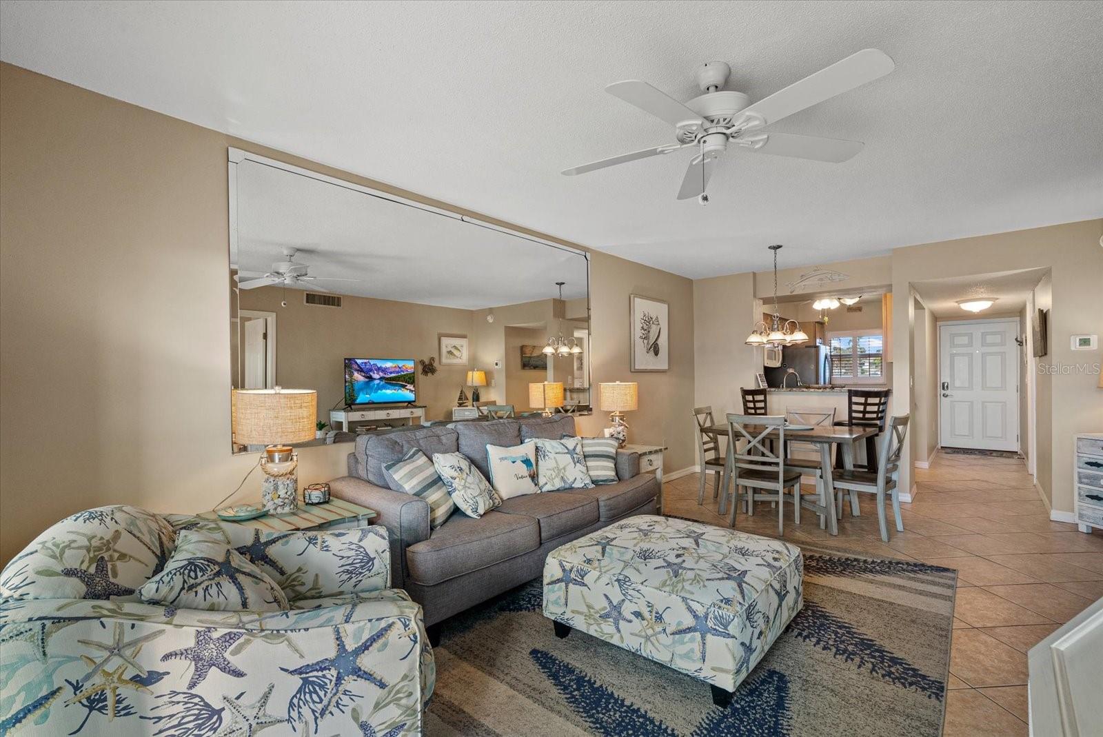 Image 11 of 45 For 950 Tarpon Center Drive 101