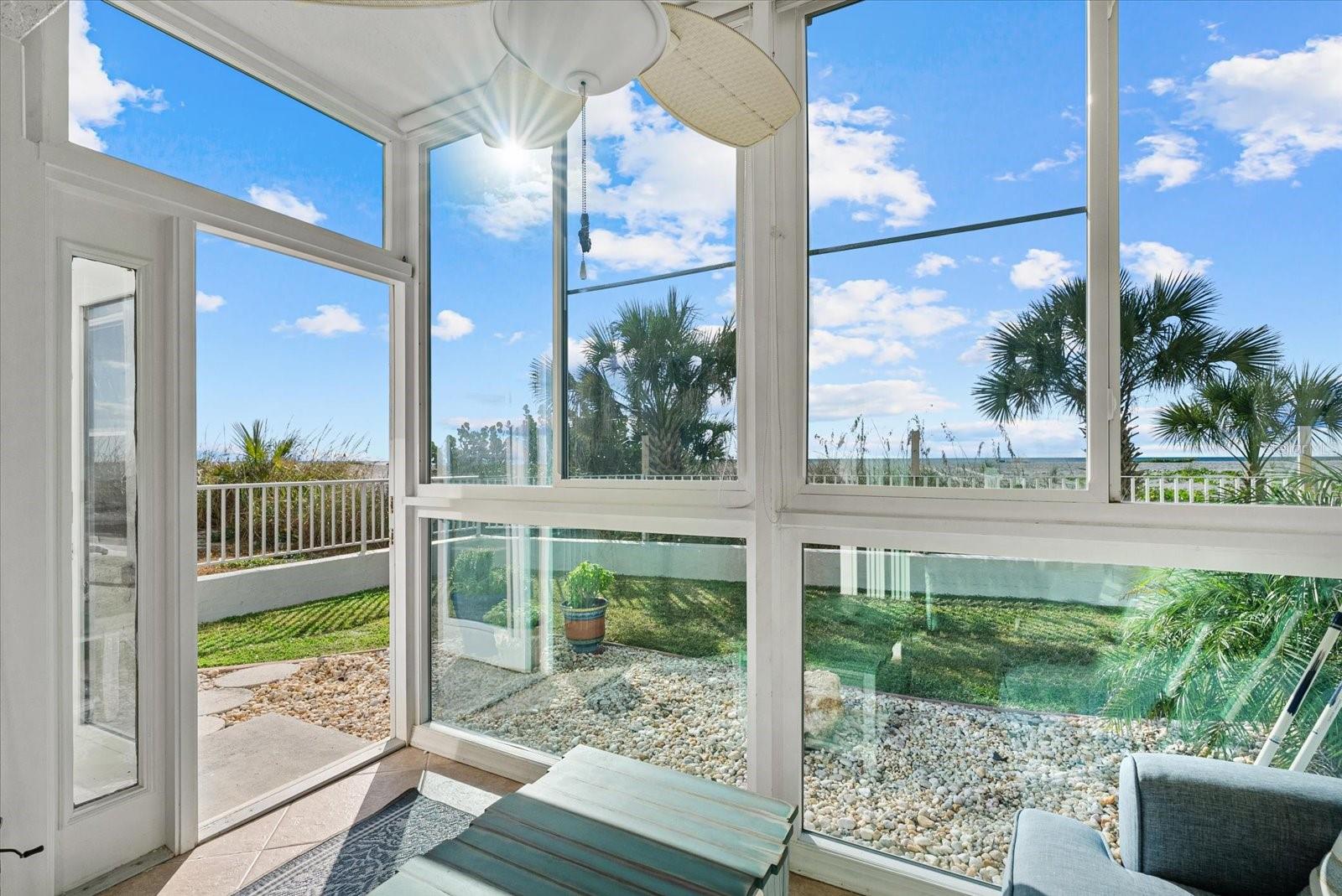 Image 20 of 45 For 950 Tarpon Center Drive 101