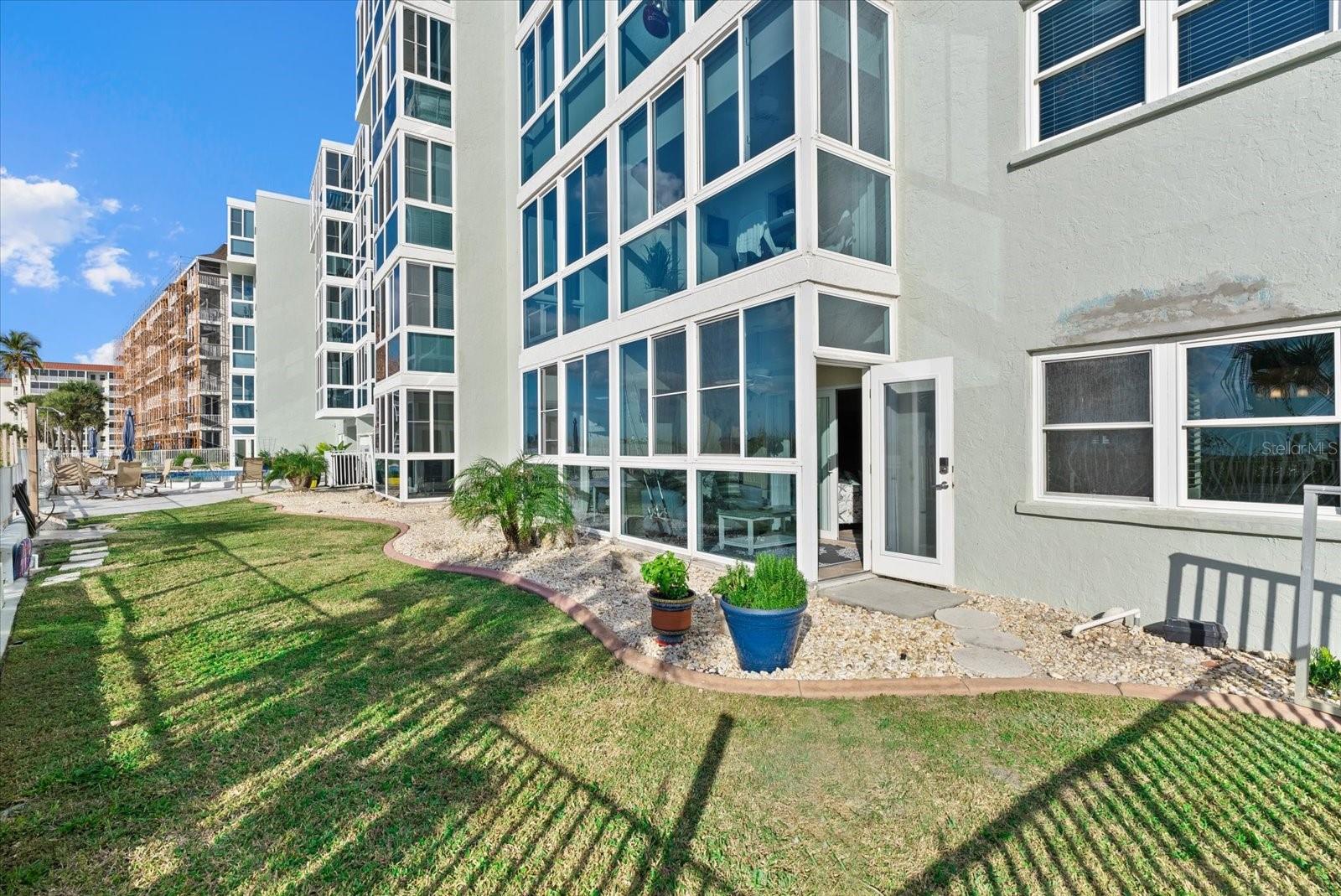 Image 23 of 45 For 950 Tarpon Center Drive 101