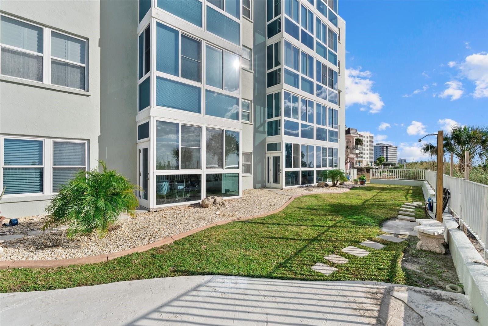 Image 28 of 45 For 950 Tarpon Center Drive 101