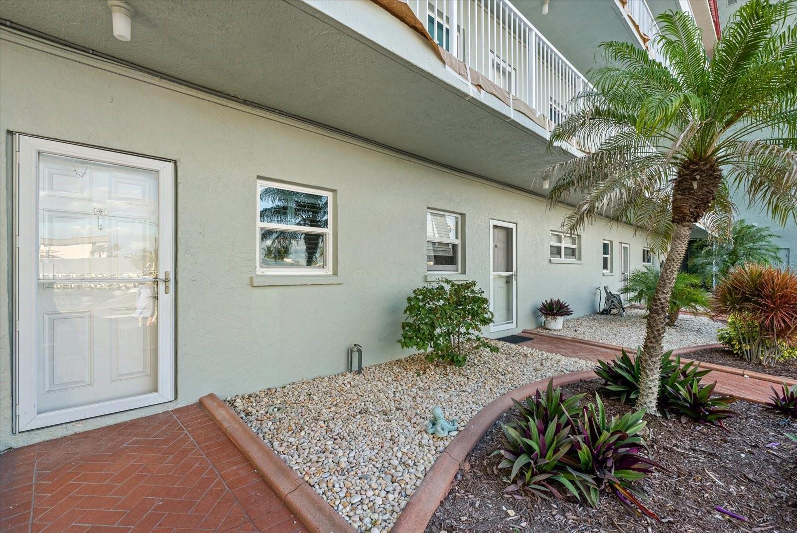 Image 34 of 45 For 950 Tarpon Center Drive 101