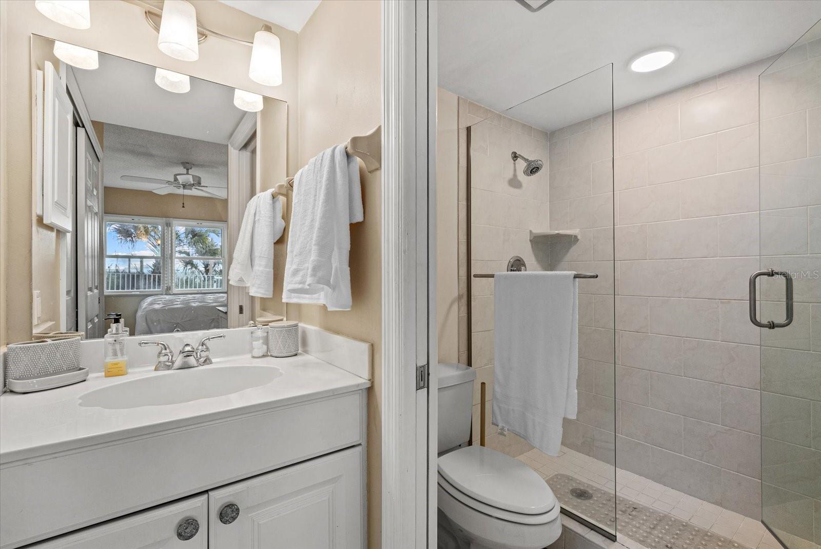 Image 8 of 45 For 950 Tarpon Center Drive 101