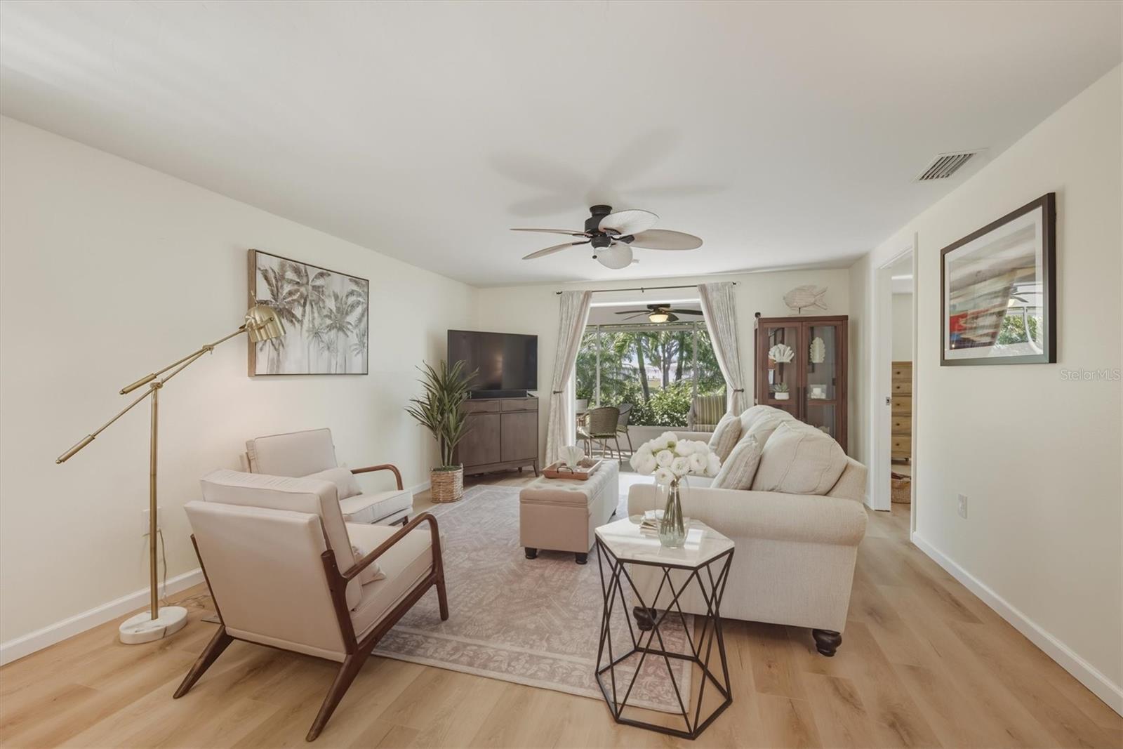 Image 12 of 62 For 588 Circlewood Drive S3-1