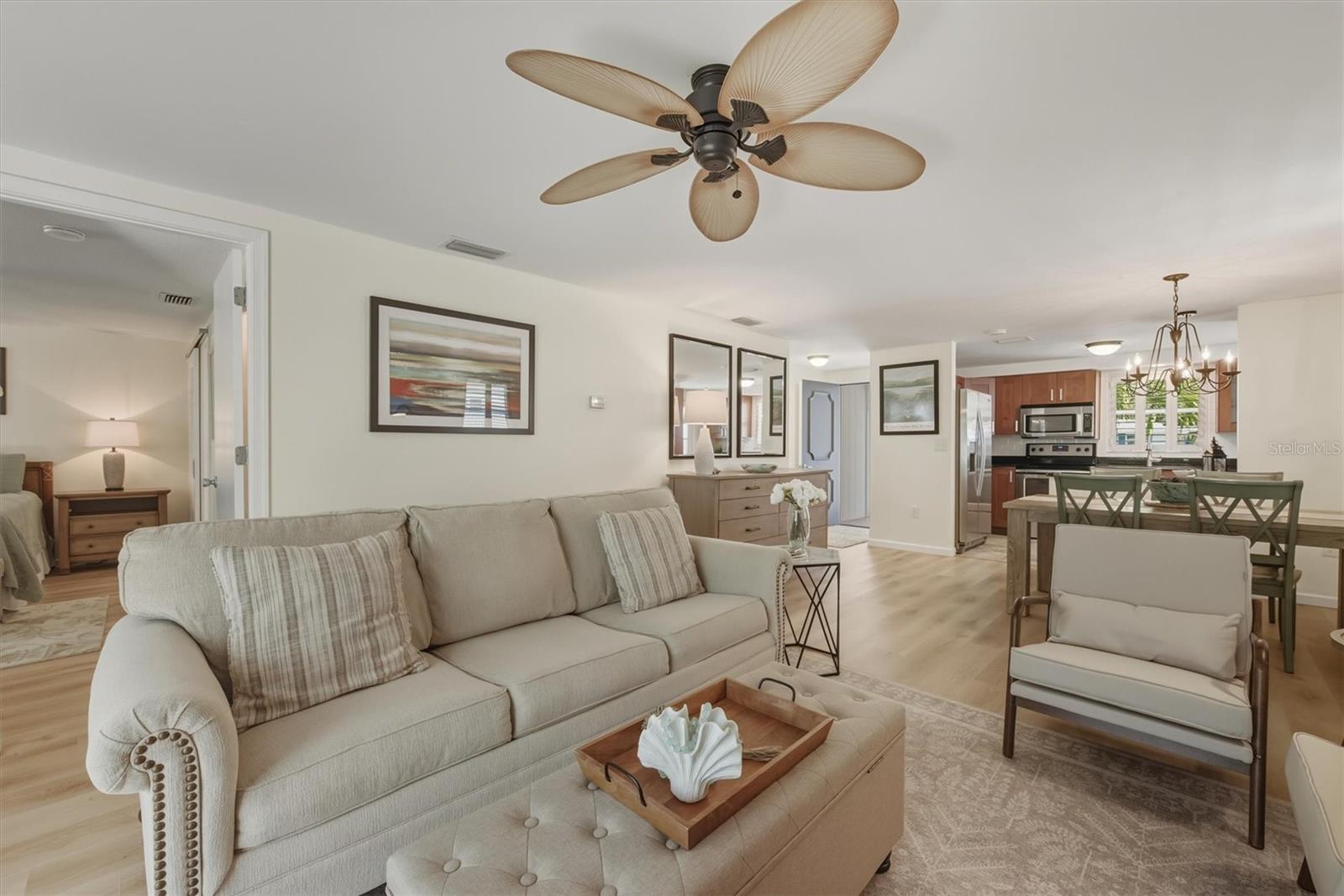 Image 18 of 62 For 588 Circlewood Drive S3-1