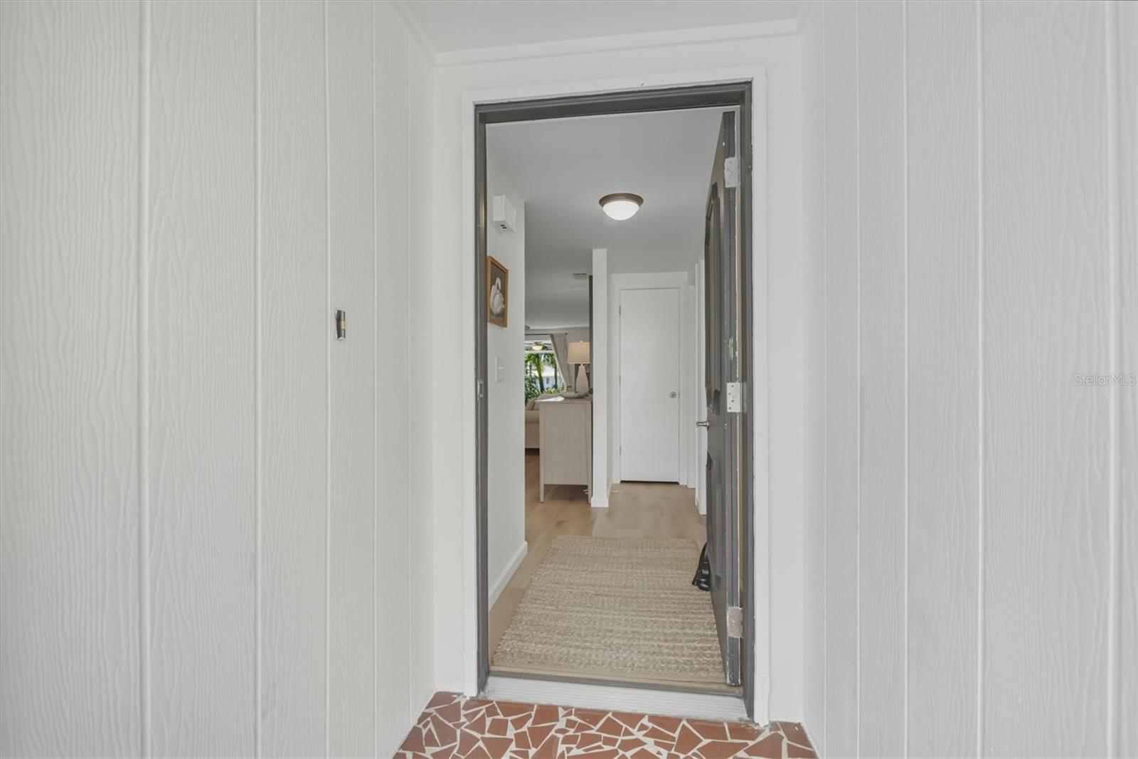 Image 3 of 62 For 588 Circlewood Drive S3-1