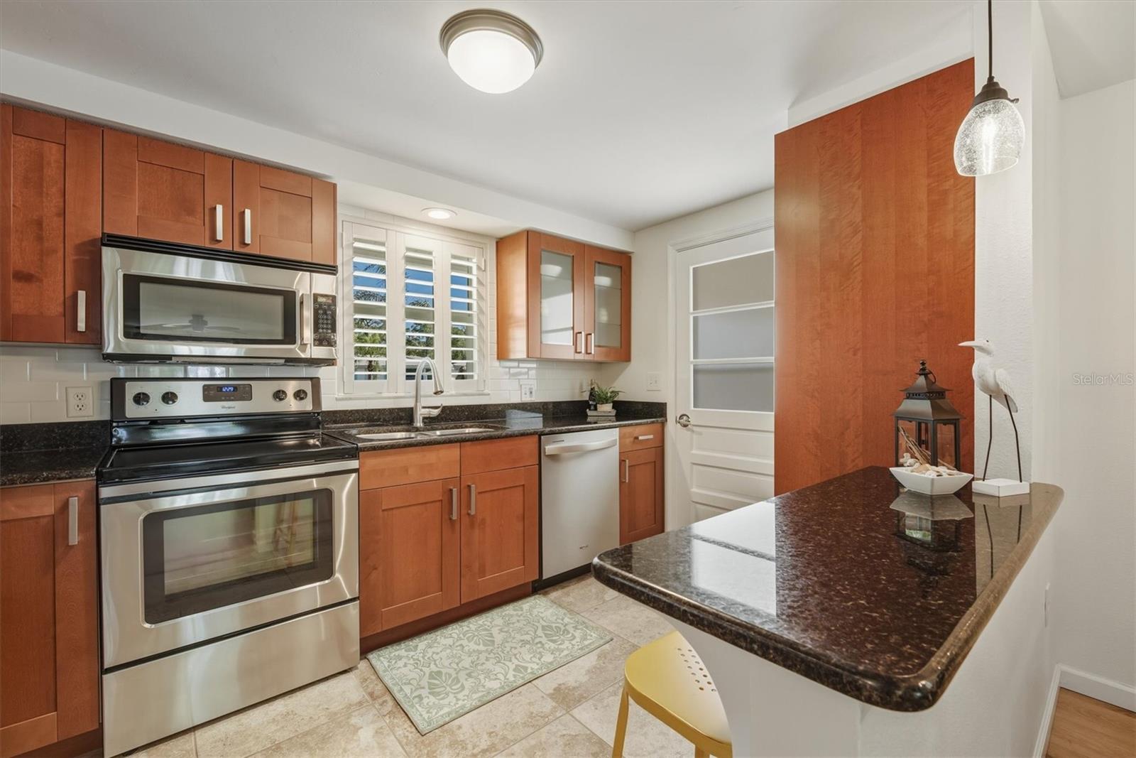 Image 8 of 62 For 588 Circlewood Drive S3-1