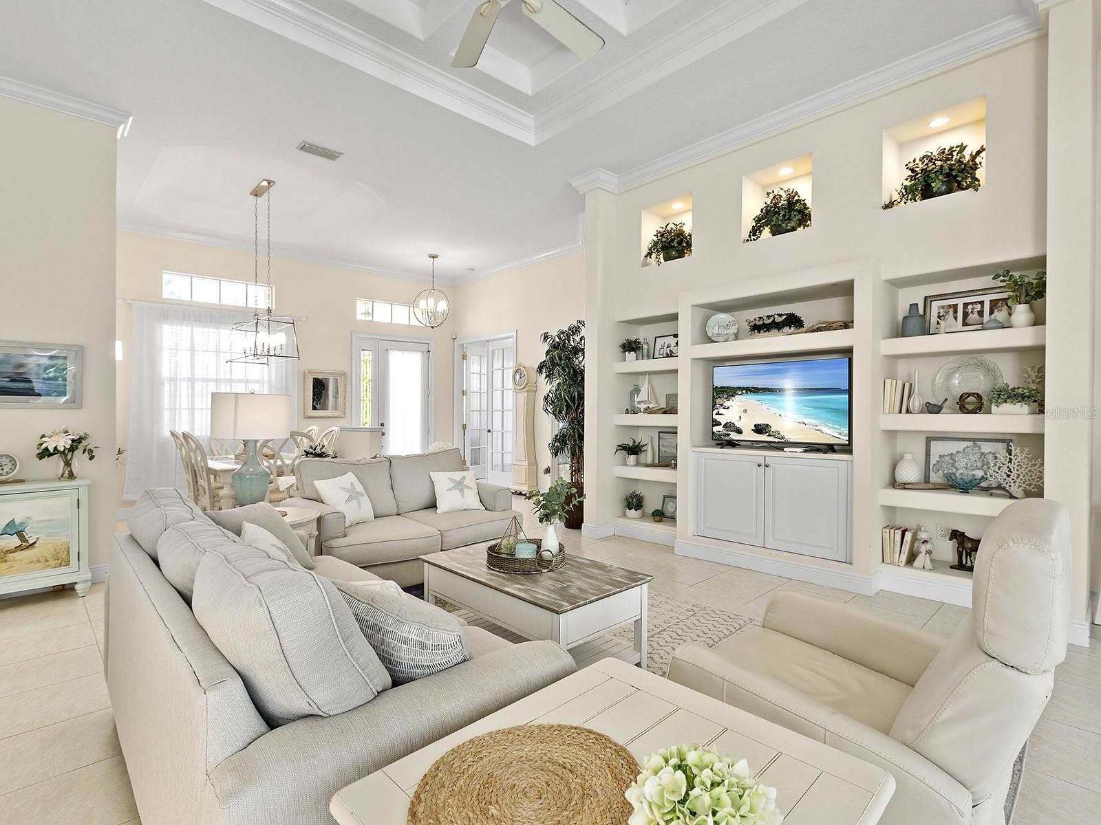 Image 10 of 59 For 4374 Via Del Villetti Drive