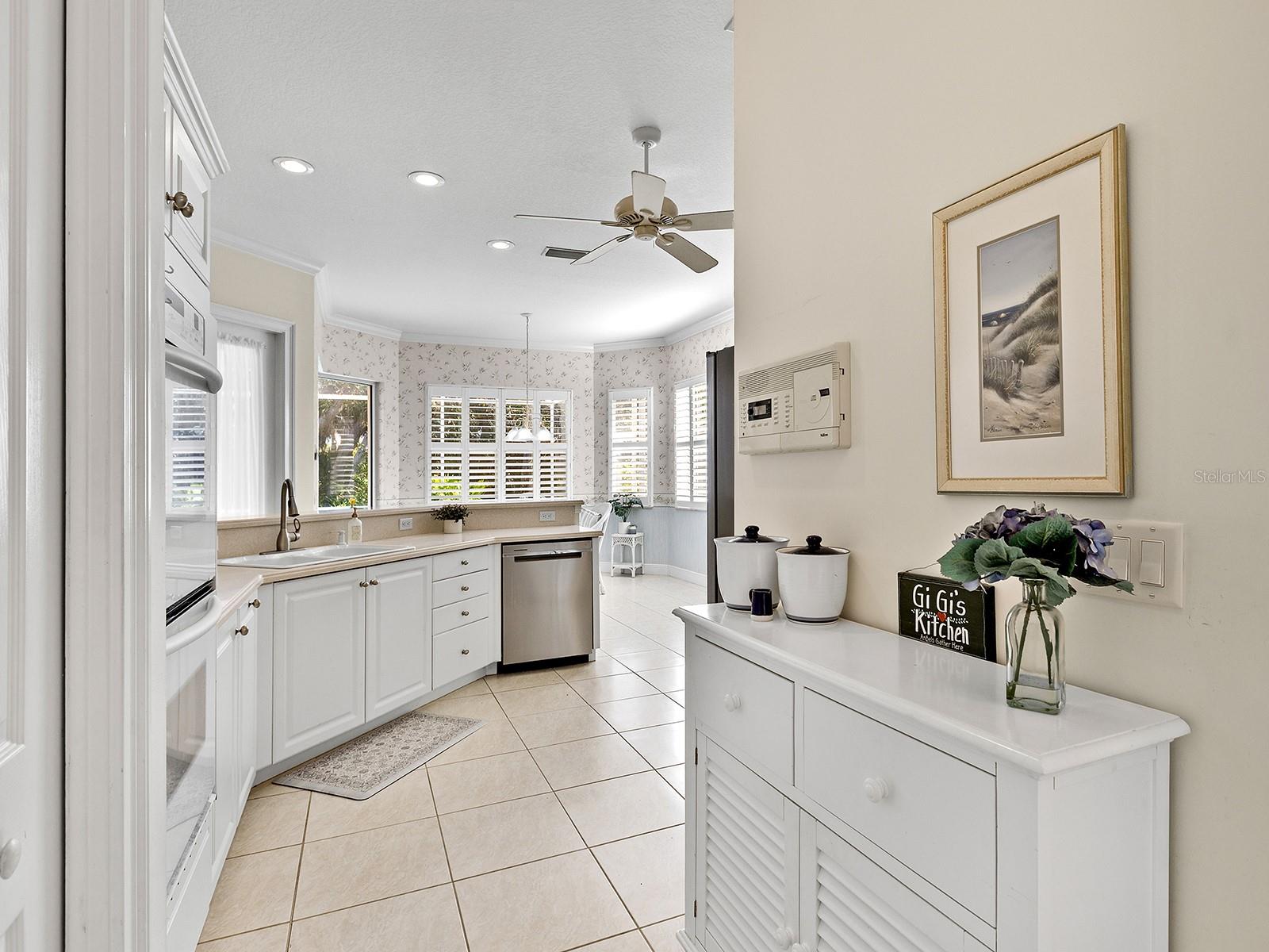 Image 15 of 59 For 4374 Via Del Villetti Drive