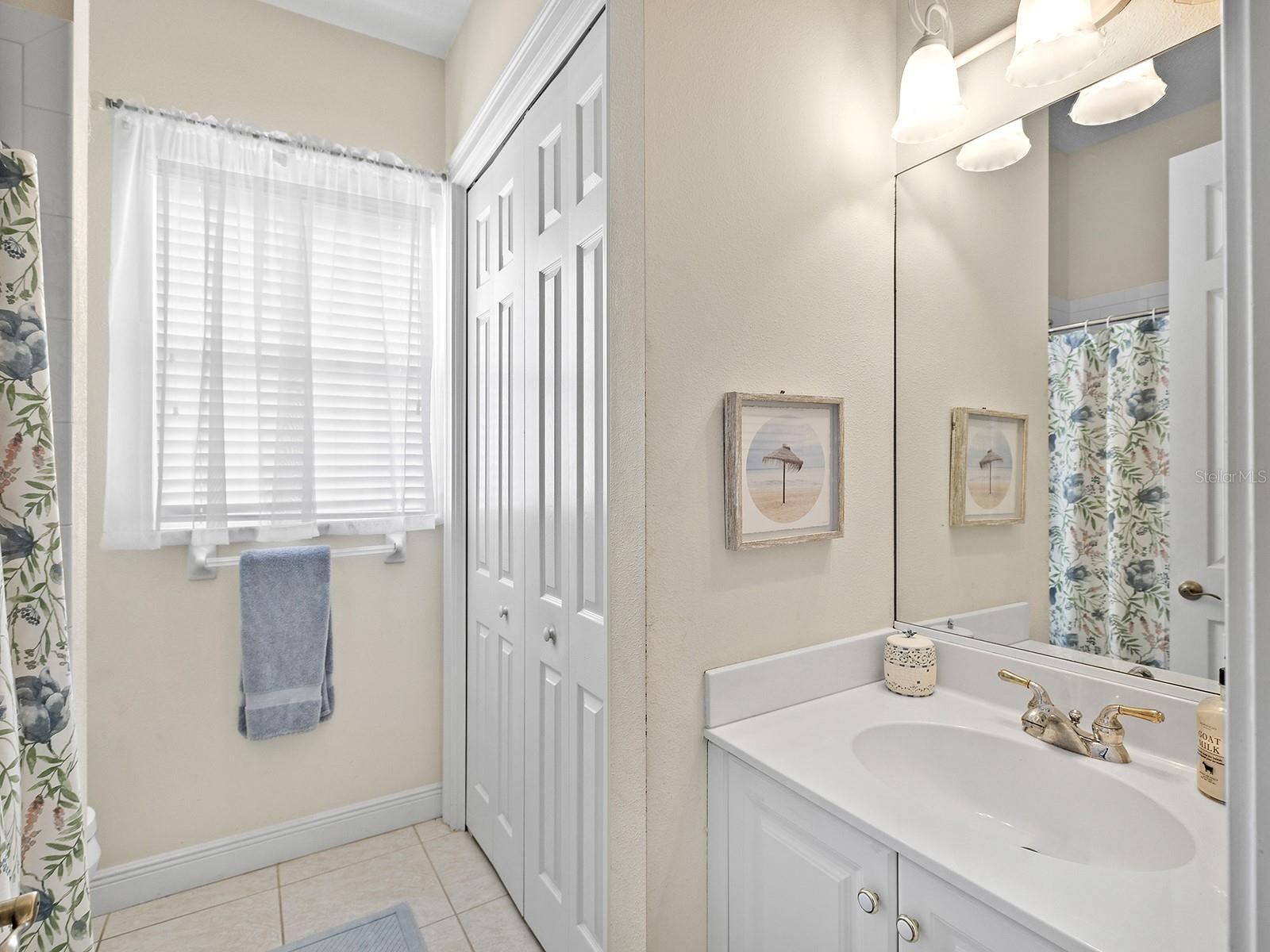 Image 27 of 59 For 4374 Via Del Villetti Drive