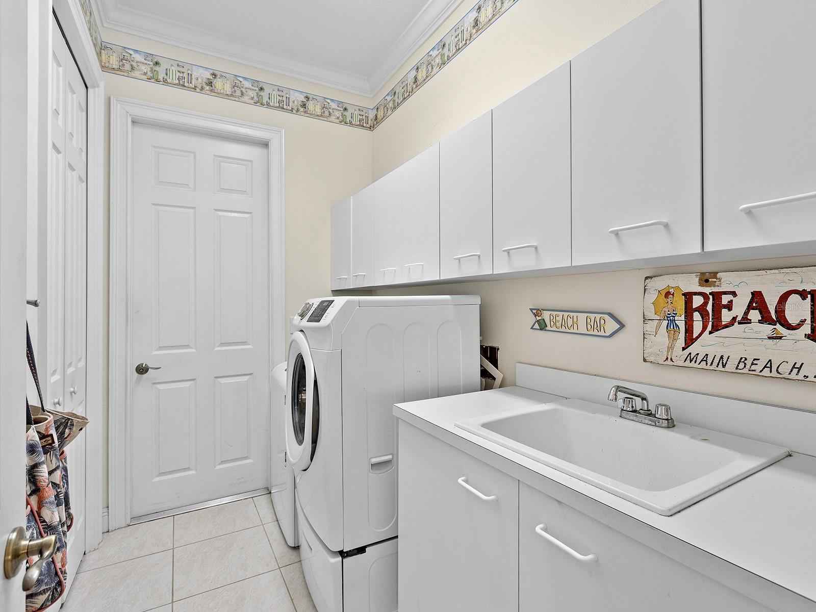 Image 29 of 59 For 4374 Via Del Villetti Drive