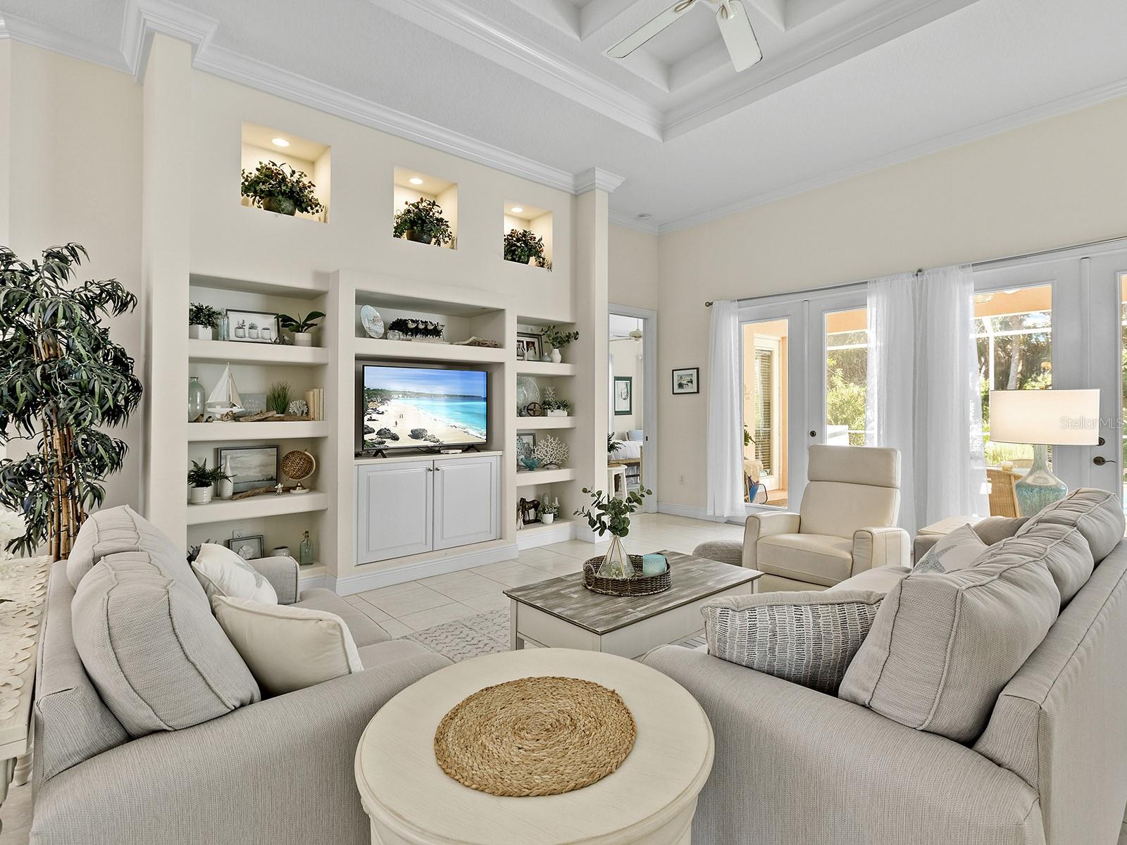 Image 9 of 59 For 4374 Via Del Villetti Drive