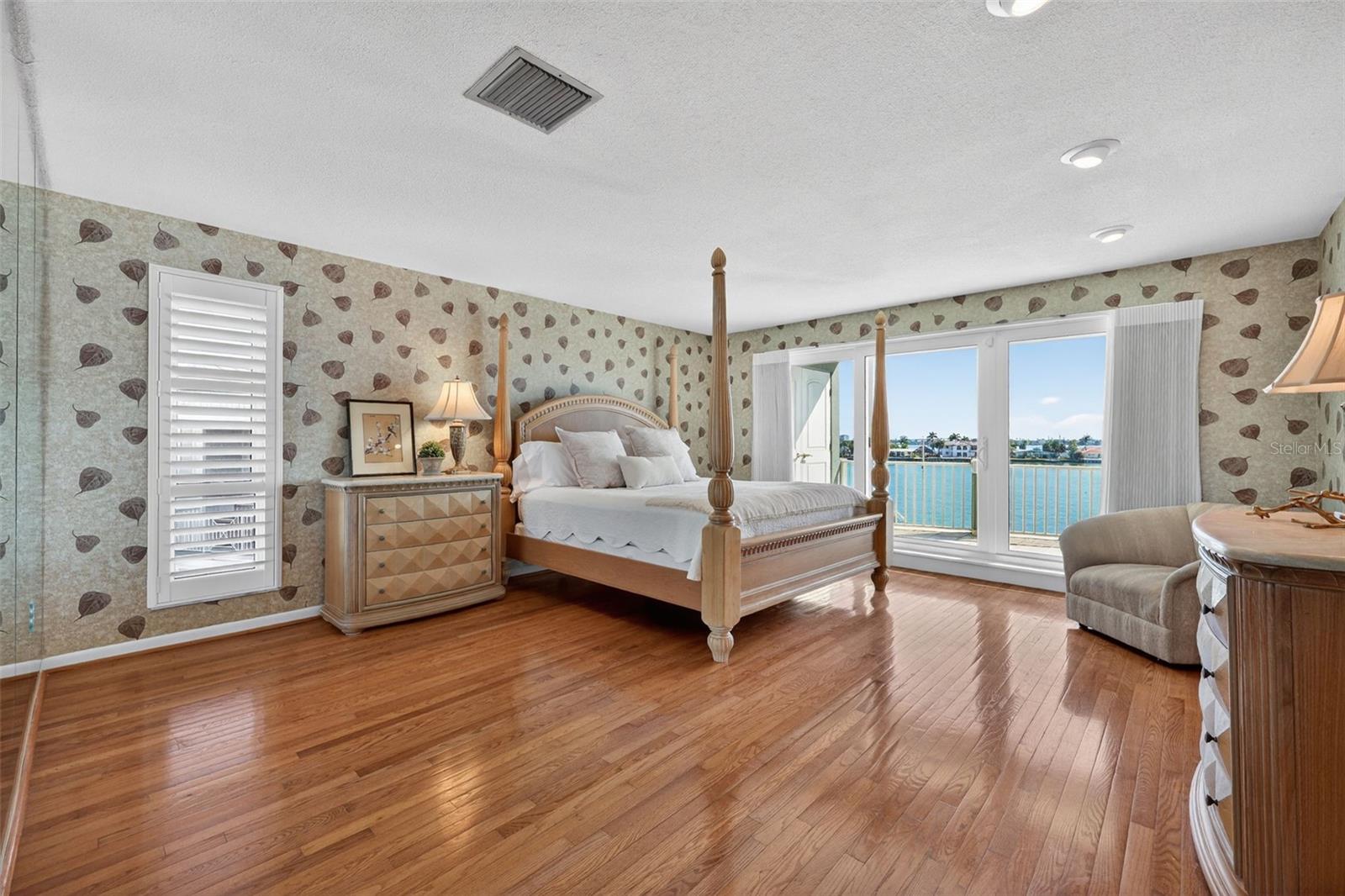 Image 27 of 45 For 5840 Balao Way S