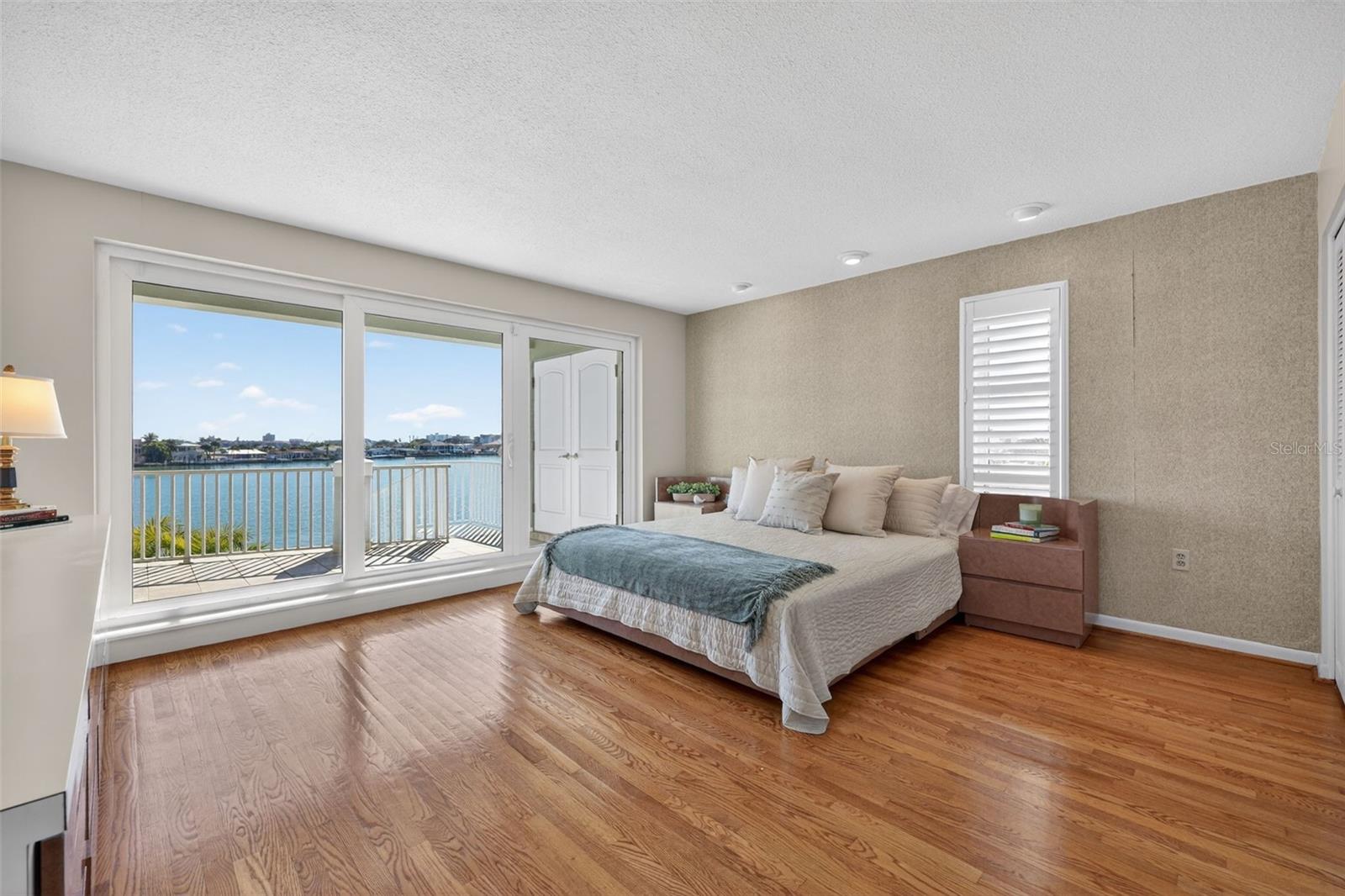 Image 33 of 45 For 5840 Balao Way S