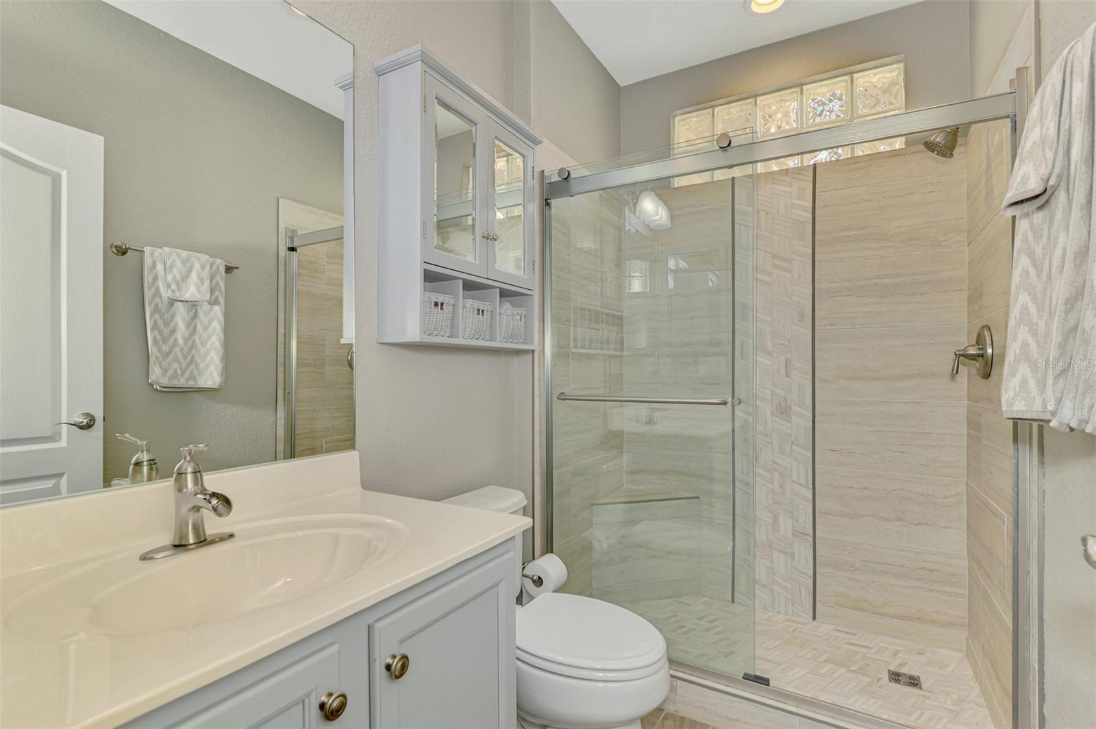 Image 40 of 58 For 1716 Fountain View Circle