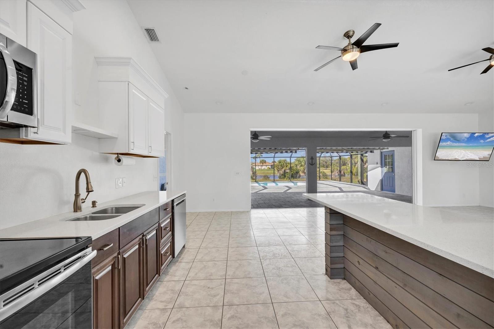 Image 19 of 64 For 337 Boundary Boulevard