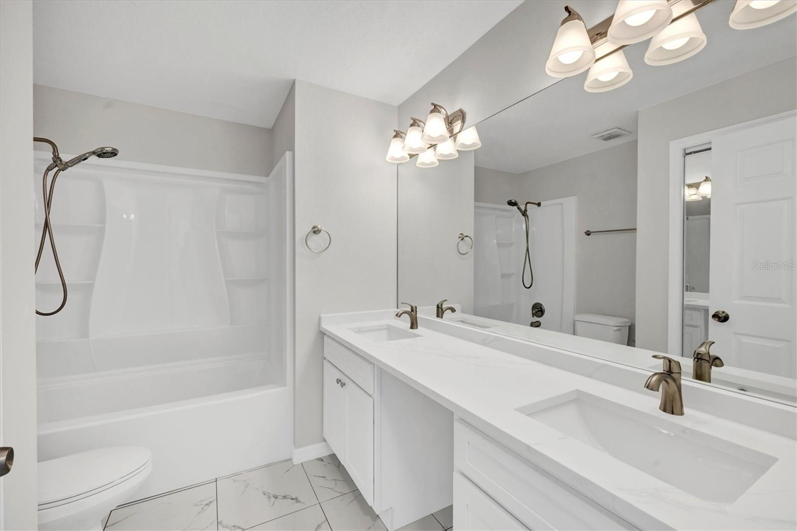 Image 26 of 64 For 337 Boundary Boulevard