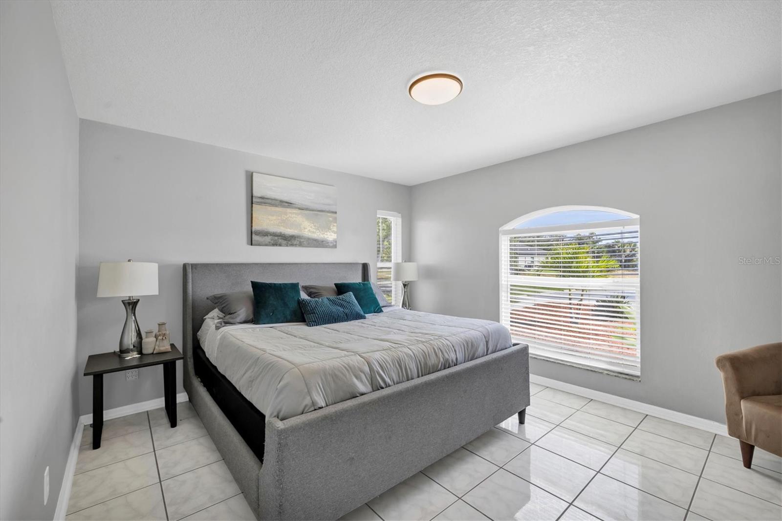 Image 42 of 64 For 337 Boundary Boulevard