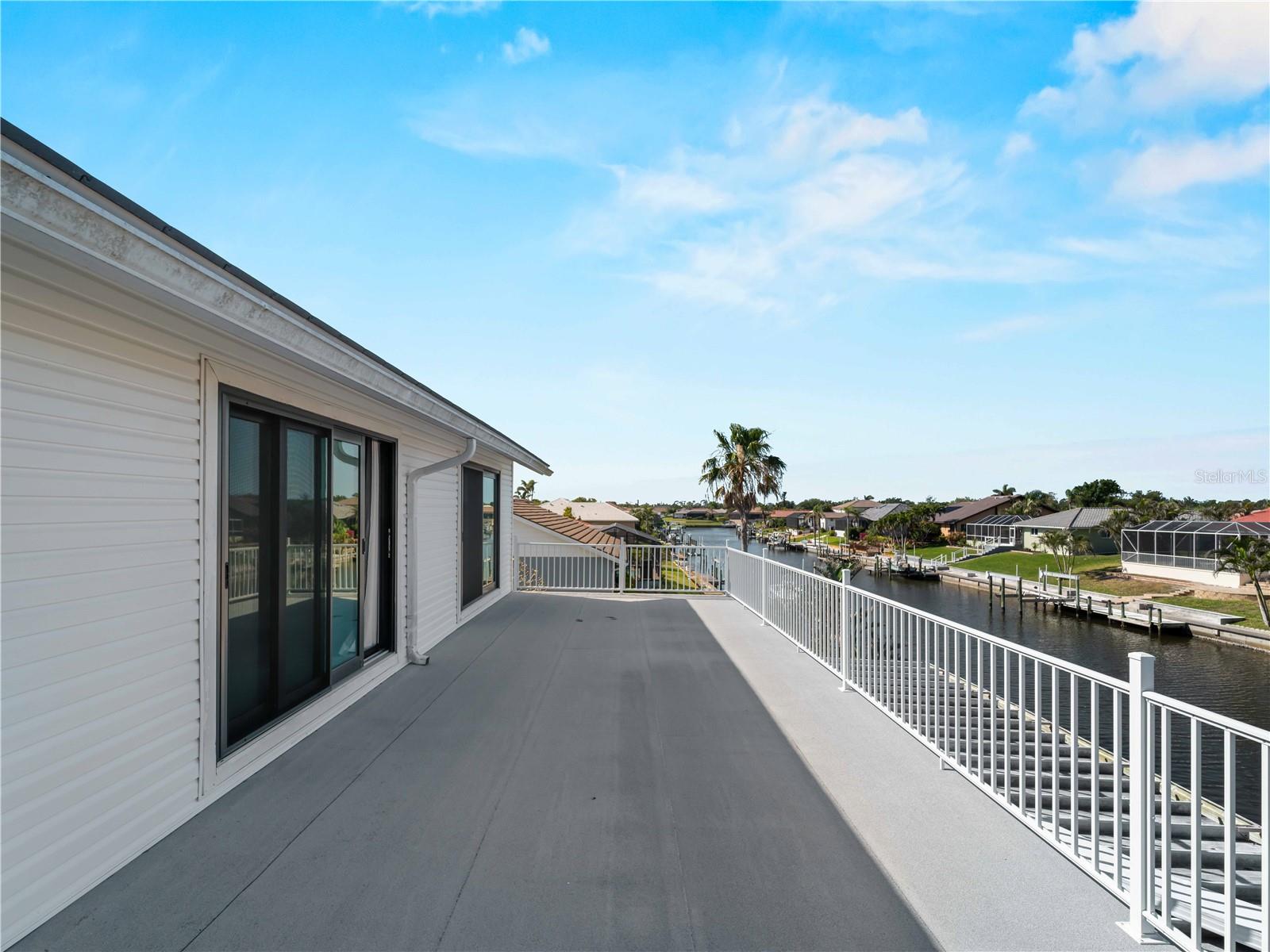 Image 47 of 77 For 318 Oakwood Circle