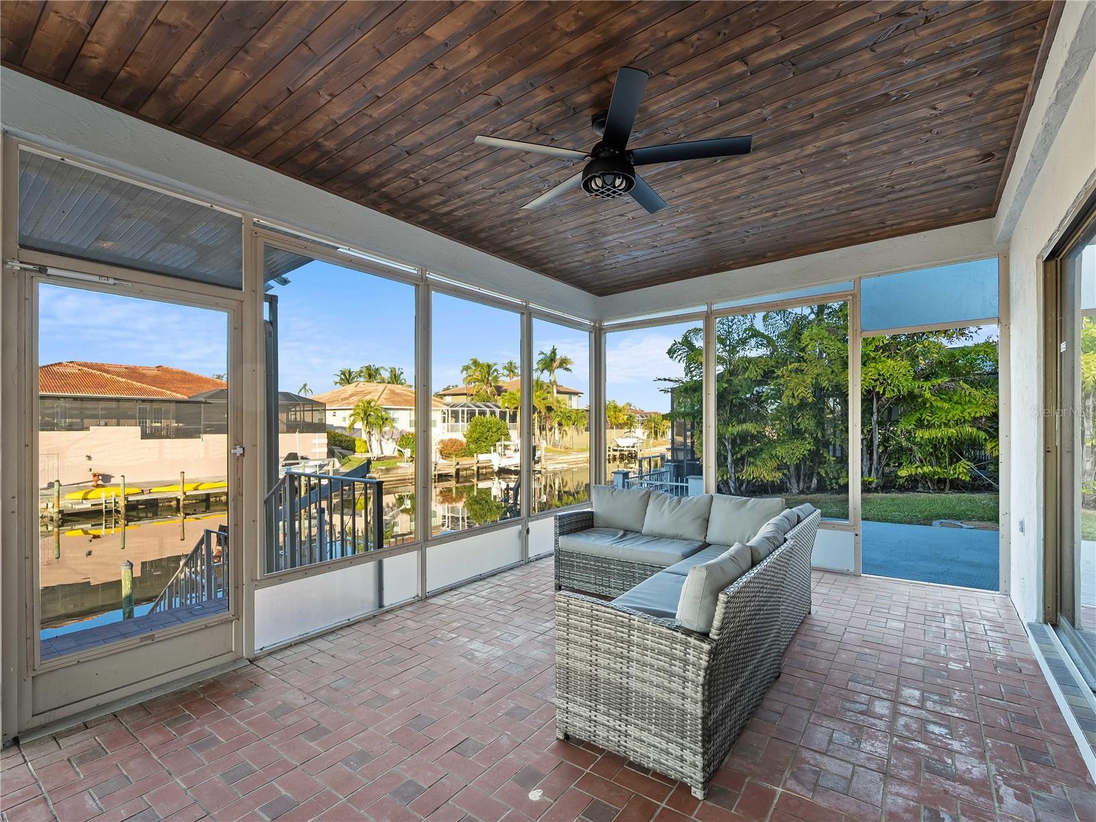 Image 61 of 77 For 318 Oakwood Circle