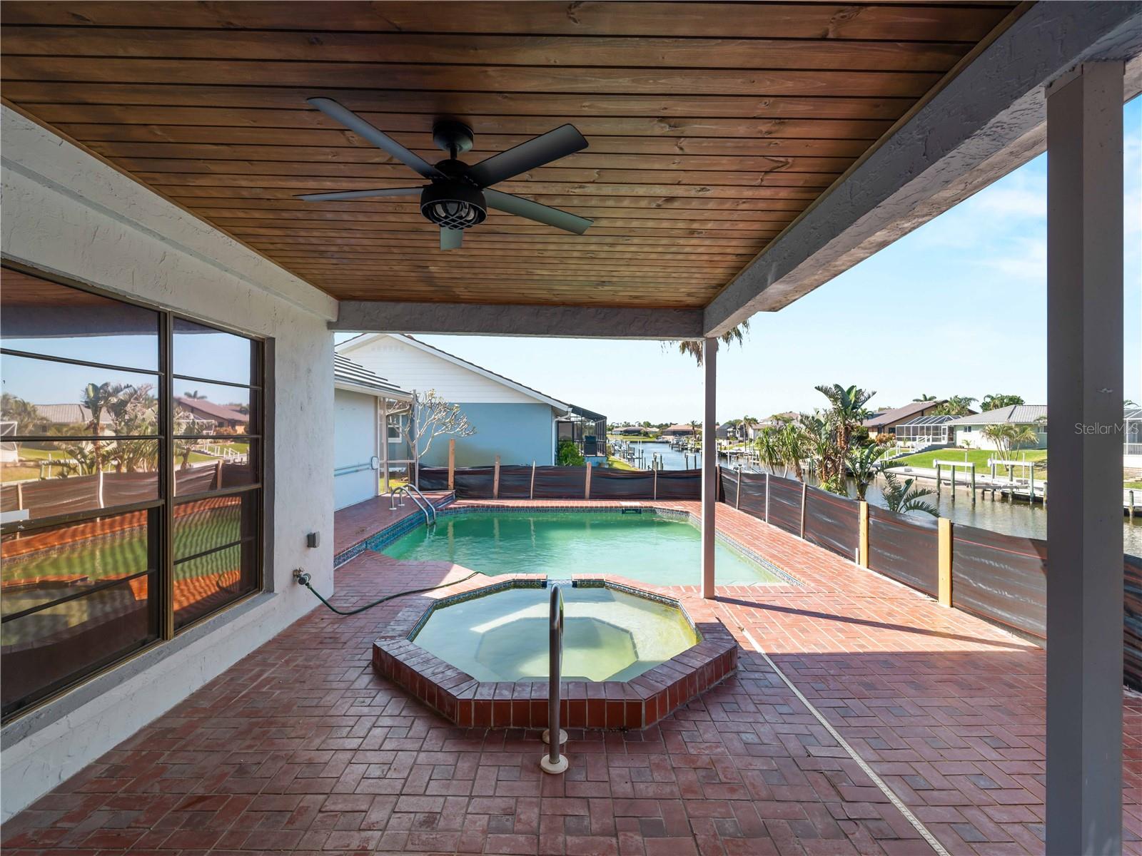 Image 63 of 77 For 318 Oakwood Circle