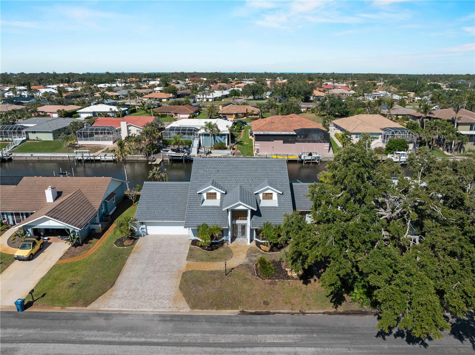 Image 74 of 77 For 318 Oakwood Circle