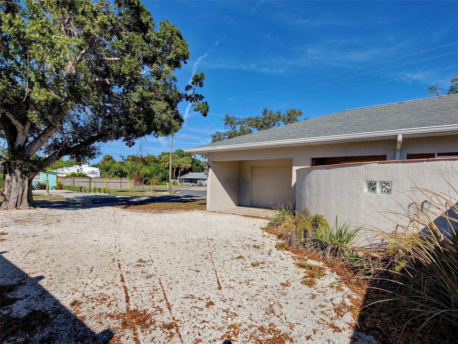 Image 3 of 41 For 229 Quincy Road