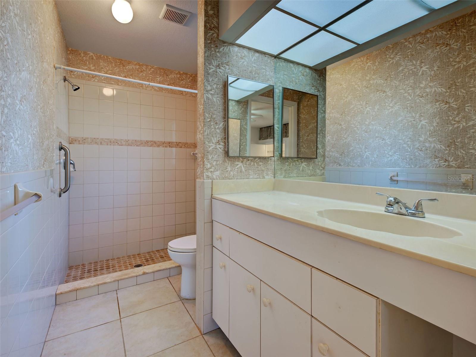 Image 38 of 41 For 229 Quincy Road