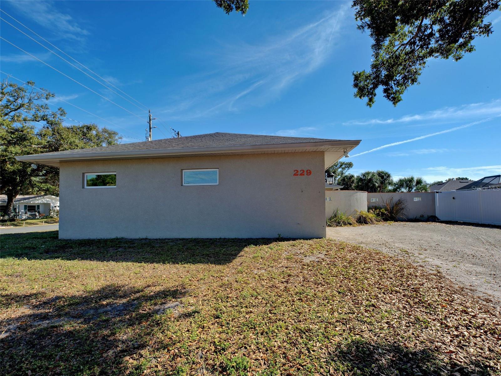 Image 8 of 41 For 229 Quincy Road