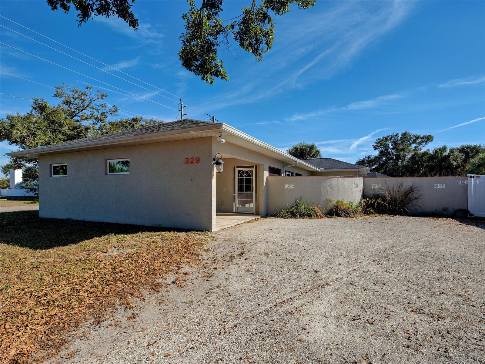 Image 9 of 41 For 229 Quincy Road