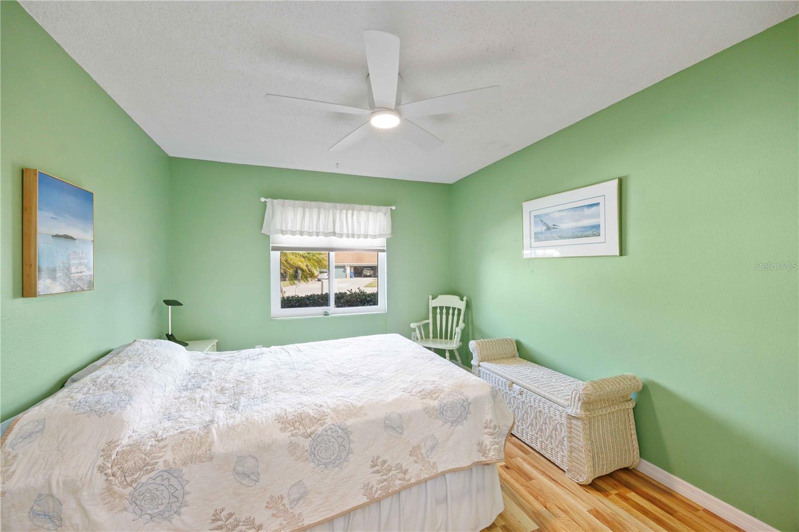 Image 21 of 46 For 426 Pendleton Drive