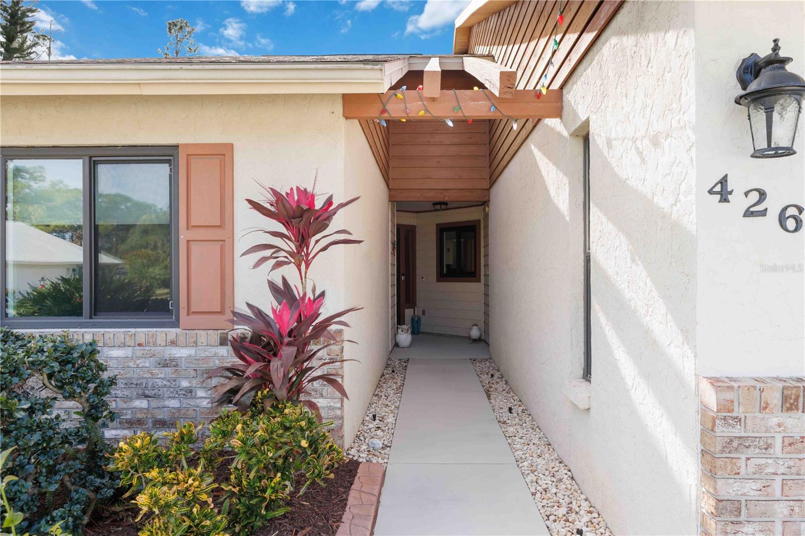 Image 4 of 46 For 426 Pendleton Drive