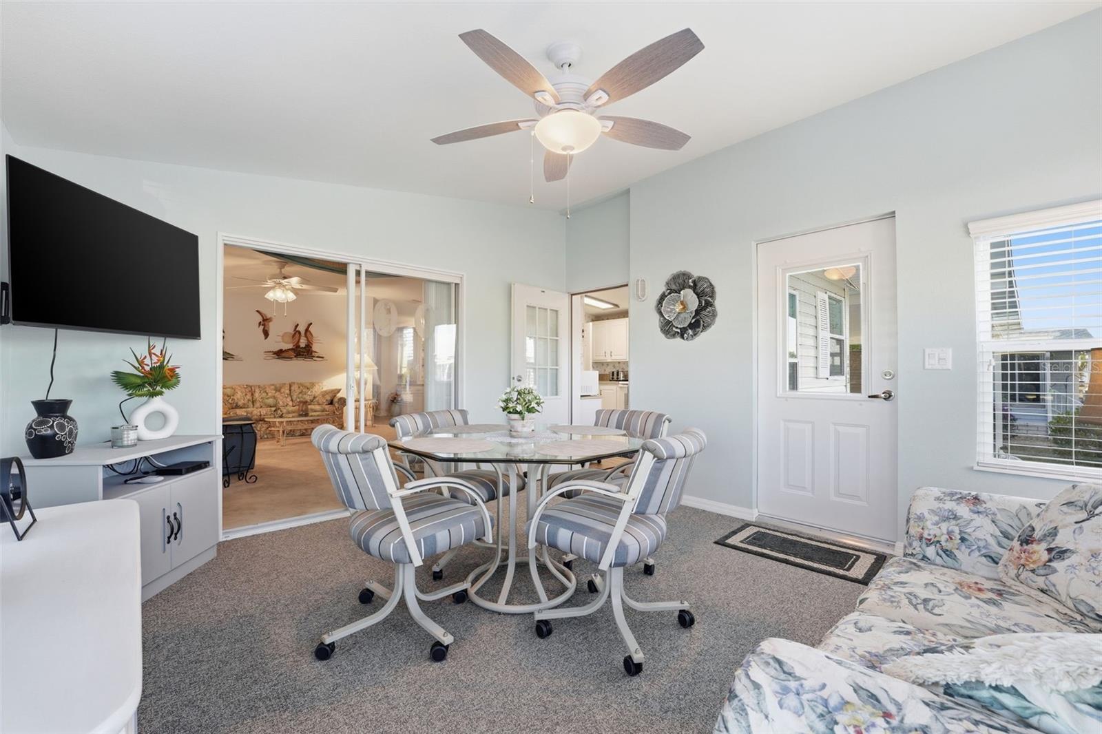 Image 13 of 40 For 8443 Tanaka Drive