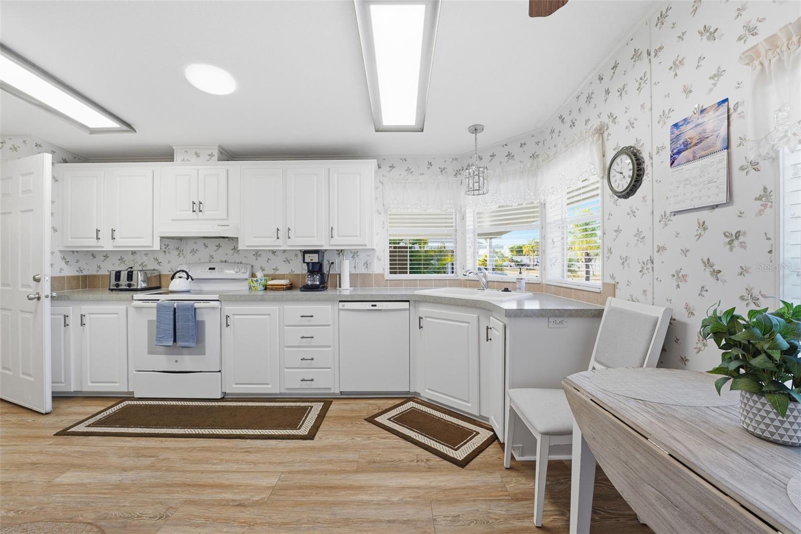 Image 8 of 40 For 8443 Tanaka Drive