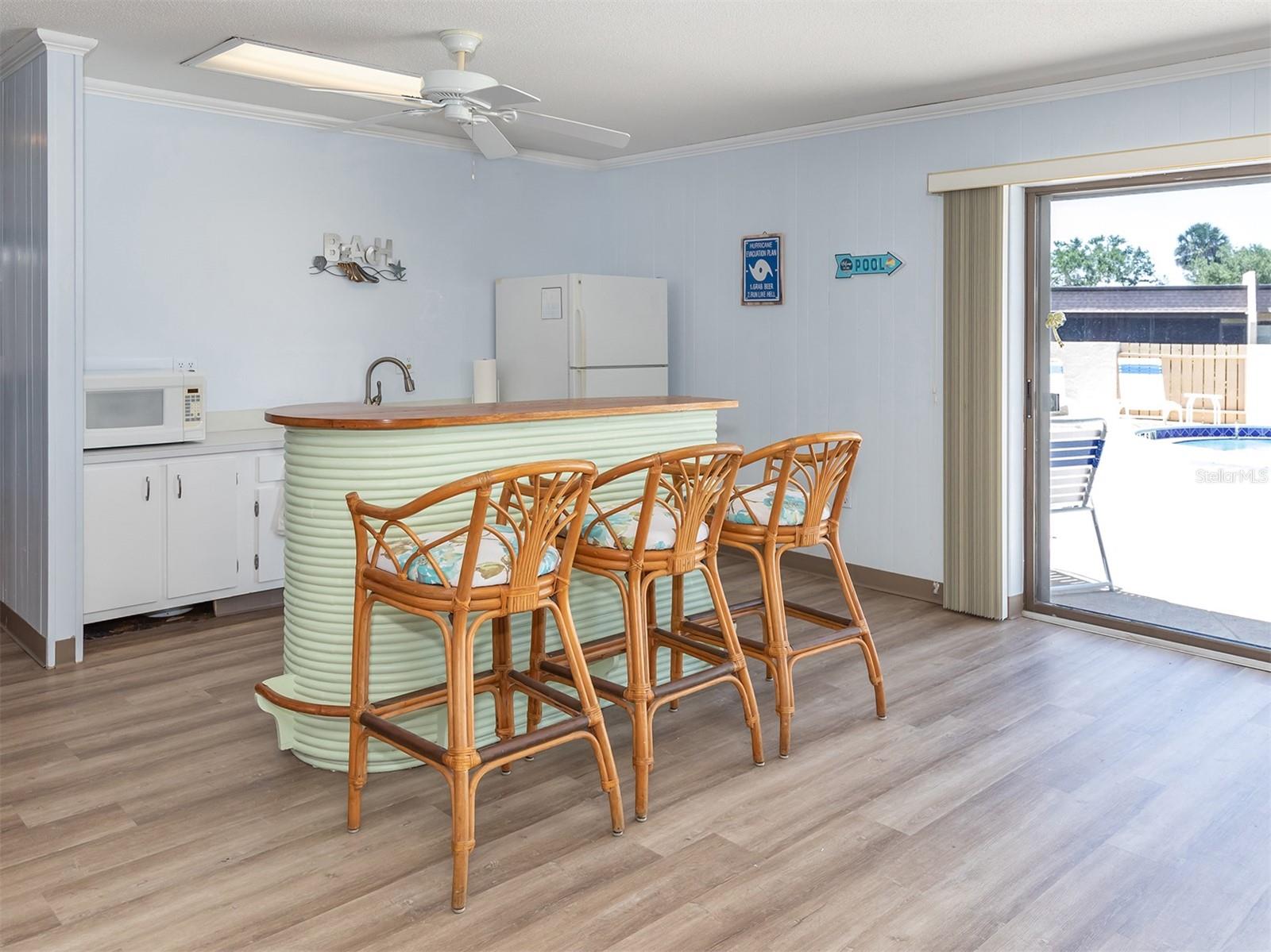 Image 39 of 70 For 1704 Lakeside Drive 1708b