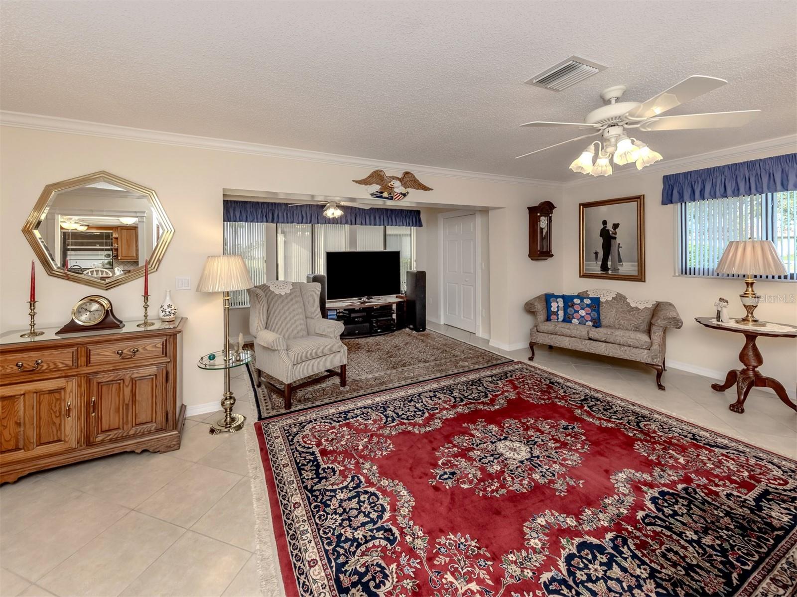 Image 9 of 70 For 1704 Lakeside Drive 1708b