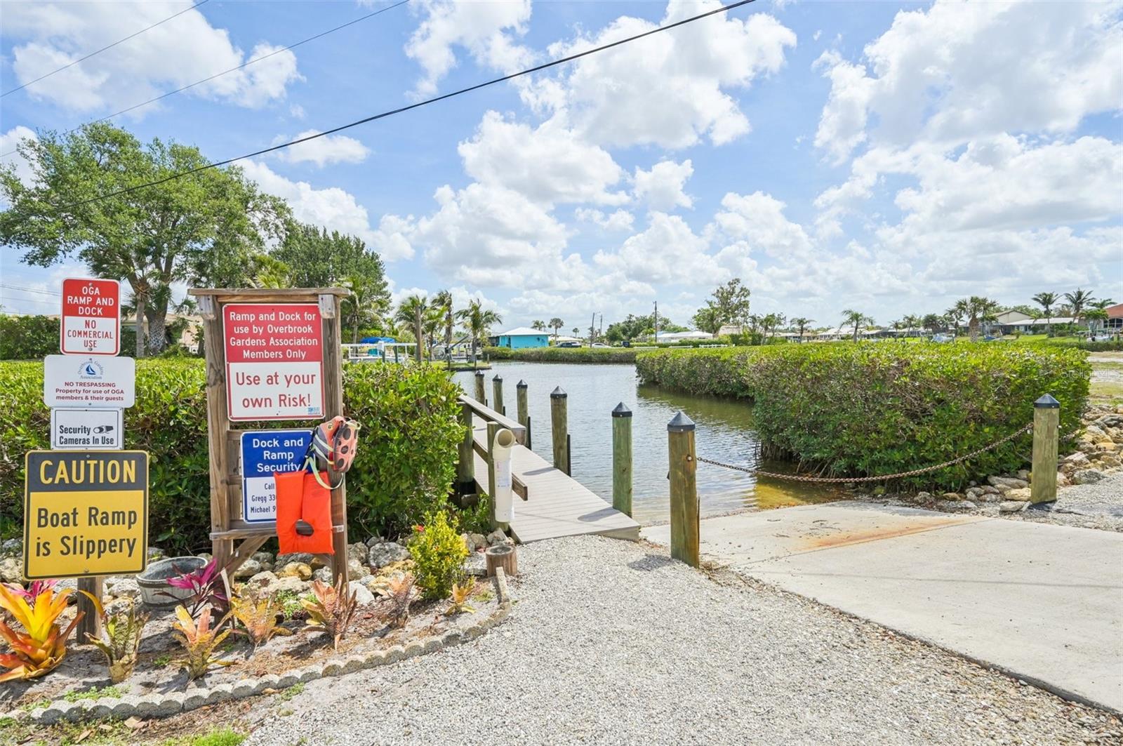 Image 24 of 46 For 1445 Saint Clair Road