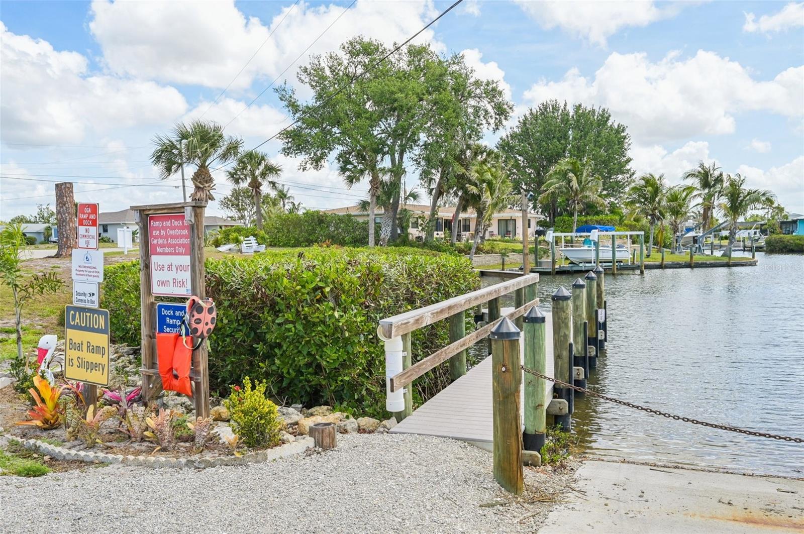 Image 26 of 46 For 1445 Saint Clair Road