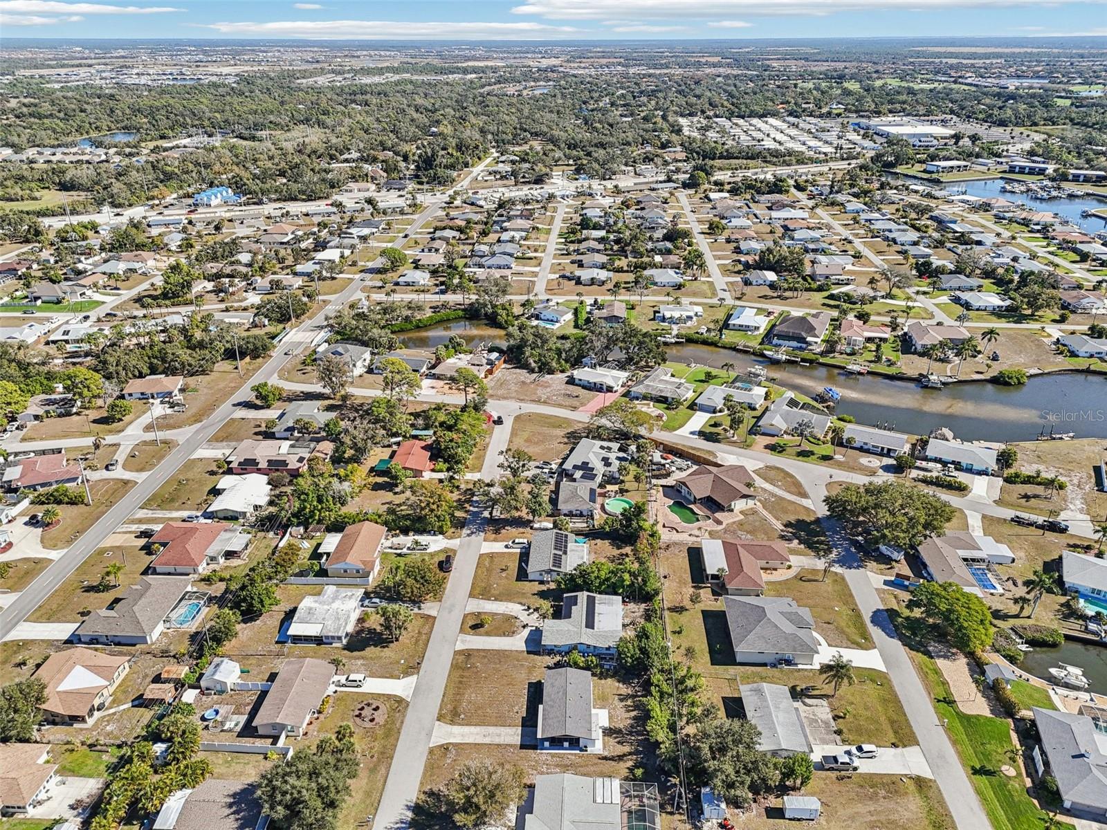 Image 45 of 46 For 1445 Saint Clair Road