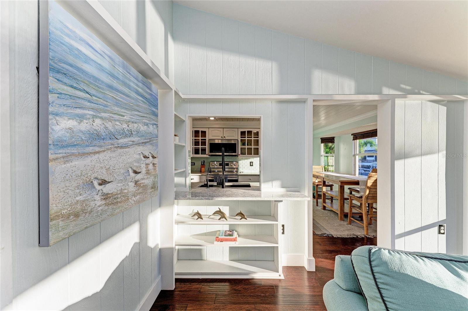 Image 25 of 95 For 365 Shore Drive