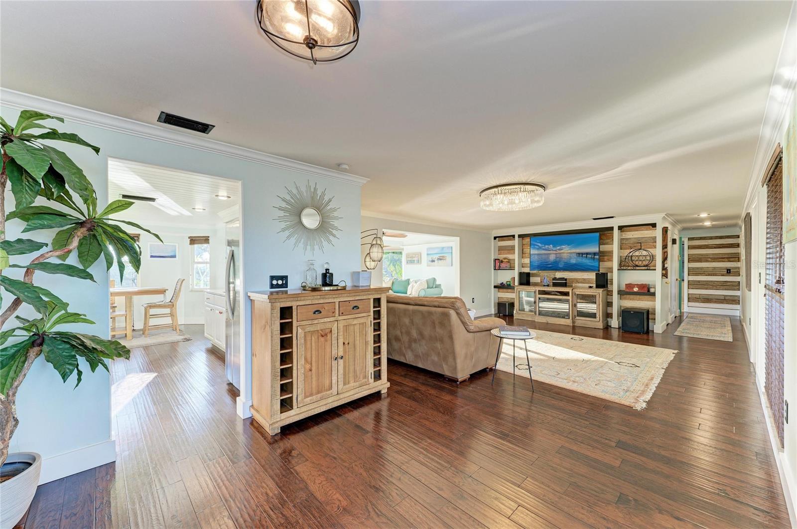 Image 29 of 95 For 365 Shore Drive