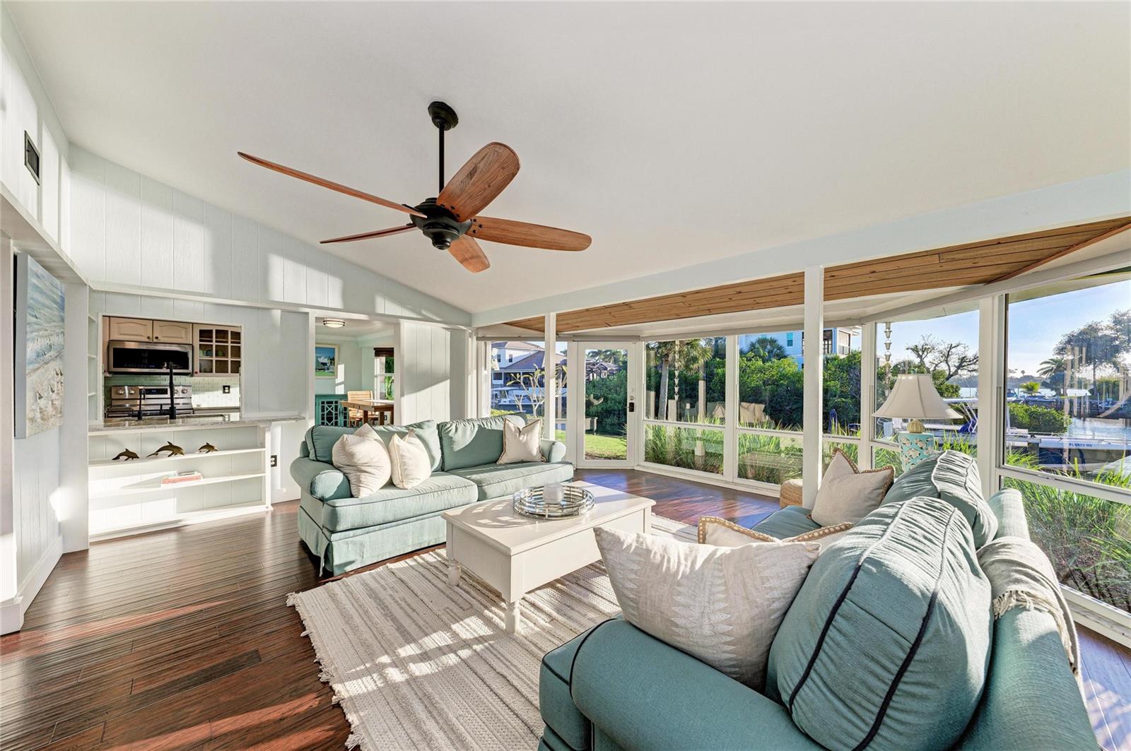 Image 32 of 95 For 365 Shore Drive